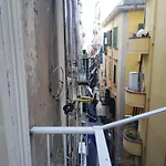 Le Di Rita Naples