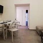 Le Di Rita * Napels