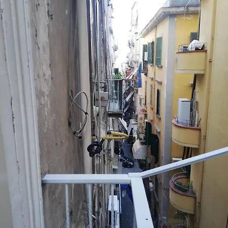 Le Di Rita Naples